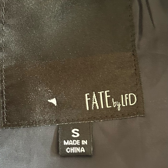 FATE by LFD Black Velour Lined Jacket Size Small - Picture 12 of 12